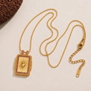 Collar Sacred Heart