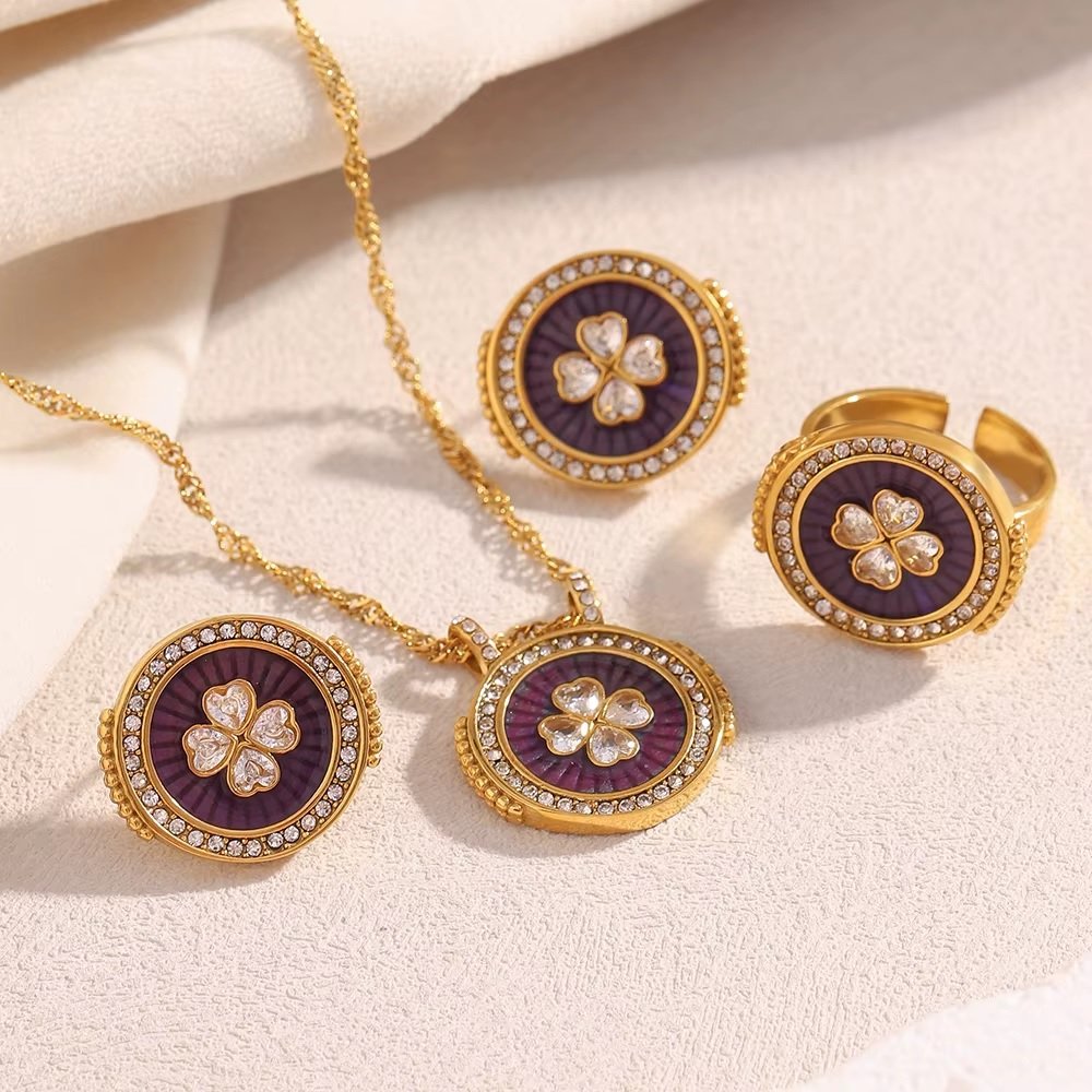 Conjunto Royal Clover